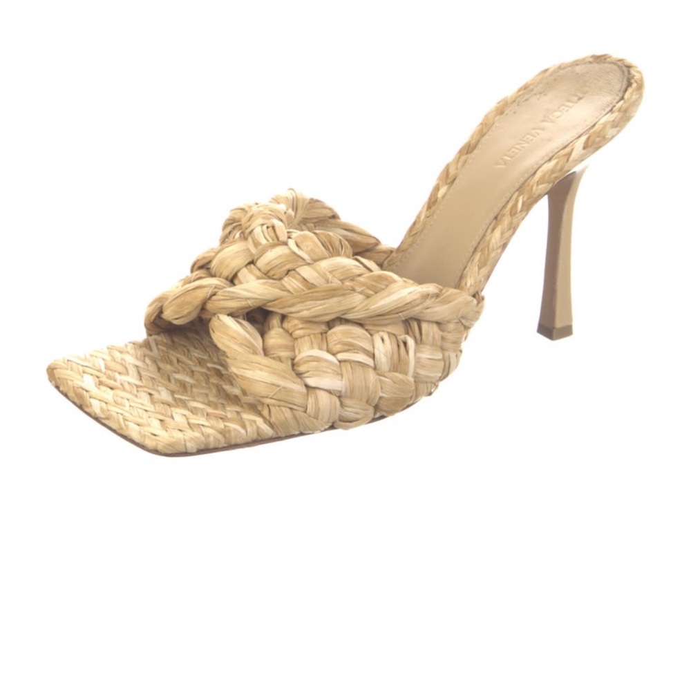 Bottega Veneta Tan Raffia Heels with Braided Strap Stiletto Design size 40